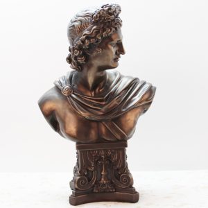 An ideal gift for art enthusiasts or those looking to elevate their décor. This An ideal gift for art enthusiasts or those looking to elevate their décor. This bronze sculpture makes a memorable and impressive present for any special occasion.